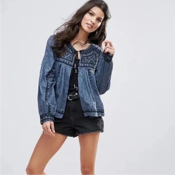 Free People Twilight Folk Jacket Tie Front Topper - Size Medium - Picture 8 of 9